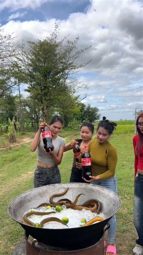 Nancy Morden on Instagram: "How to cook and wash eel fish recipe"