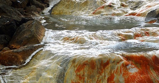Hveravellir - the beautiful Geothermal Oasis in the Highland of Iceland | Guide to Iceland