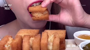 TikTokでASMR Eveさんをチェック！