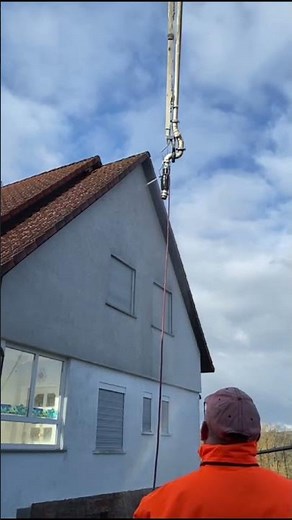 Beton-Unfall am Haus! 🏗️😱 Schlauch geplatzt & Fassade versaut! | Durrant a cső, tiszta beton a fal
