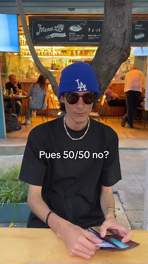 *corre es asiático* JAJAJAJA #humor #corea @Khalifitas