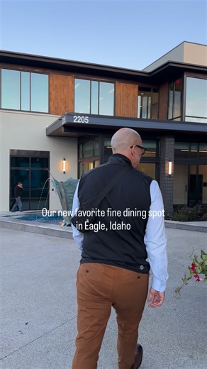 2.6K views · 694 reactions | Dinner at Coa Del Mar last week was such...