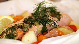 A dinner menu that everyone can enjoy, dietary restrictions aside! RECIPES: http://bit.ly/2sCUYyB | Kin