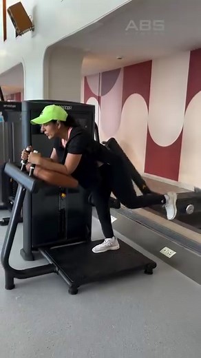 GLUTE EXTENSION at ABS FITNESS. The PRECOR Resolute Strength Glute Extension targets the glutes and the muscles of the standing leg from a ground-based standing position. Come PLAY | ABS Fitness Club.