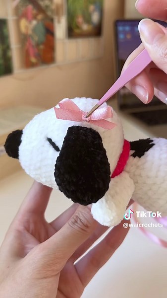 🎱 sleepy snoopy 💤 pattern by @michelle 🧸 #crochet #amigurumi #fyp #snoopy #snoopycrochet