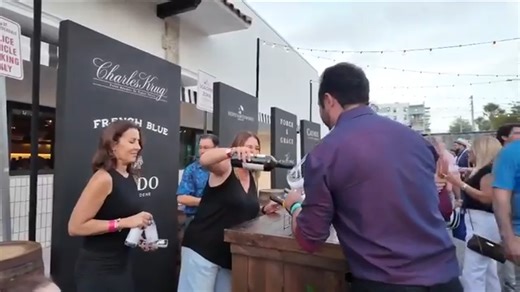 Las Olas Wine and Food Festival returns for its 30th year with a 90s throwback on drinks and new experiences for guests - WSVN 7News | Miami News, Weather, Sports | Fort Lauderdale