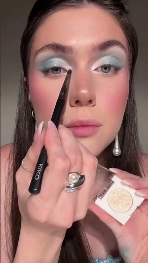 mermaid makeup tutorial 🧜🏼‍♀️ @veronikapafikk