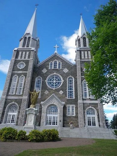 Charlevoix Attractions