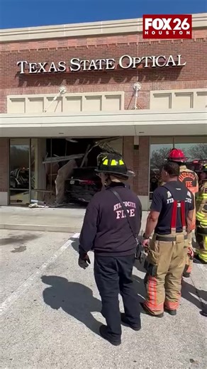 Close call in Atascocita! An elderly driver crashed straight into a Texas State Optical store at the Kroger strip center on FM 1960E. Despite the damage, the Atascocita Fire Department confirms that the driver and all six people inside the store are OK. Medics checked everyone out on scene, and no one was transported to the hospital. | FOX 26 Houston