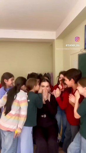 When Halloween vibes take over the classroom 👻🕸️ * * * * #sakartvelo #georgia #fypreelsシ゚ #halloween #students #school #teacherofinstagram #englishteacher #teacher #halloweenparty 🎃👻💀 | EK Academy