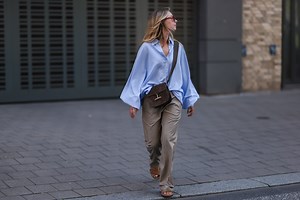 Come si indossa la camicia di Chanel?