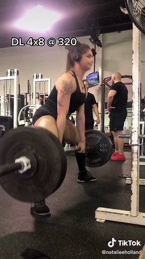 Powerlifting Session Insights from Tatum Paxley