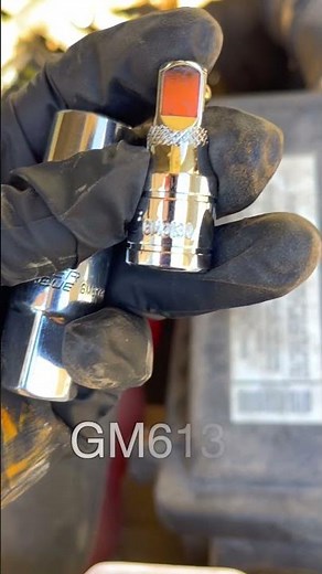 fastest way to remove GM, Chevy 5.3l Vortec, cylinder 8 spark plug #automobile #mechanic #chevrolet