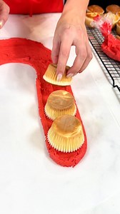 How did I not know this cupcake trick This original video was produced by Network media LLC Productions and Juliette Electrique | Life According to Us