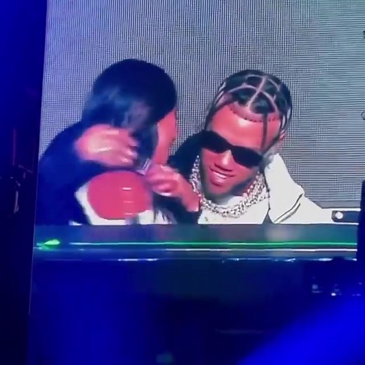 45K views · 700 reactions | Jhay cortez & Mía Khalifa  | FLOW MUSIC PERU | Facebook