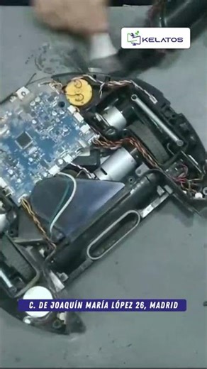 Is your Conga 1790 turning off by itself? 🔧 Battery replacement