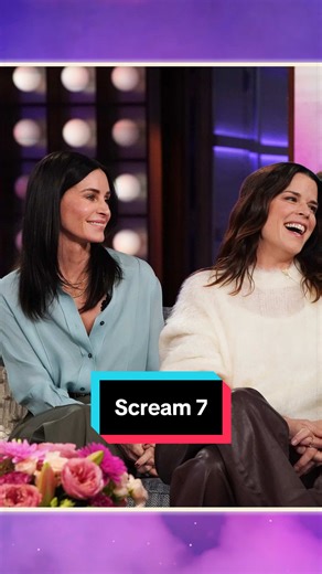 #CourteneyCox & #NeveCampbell are reunited for #Scream 7! #KellyClarkson