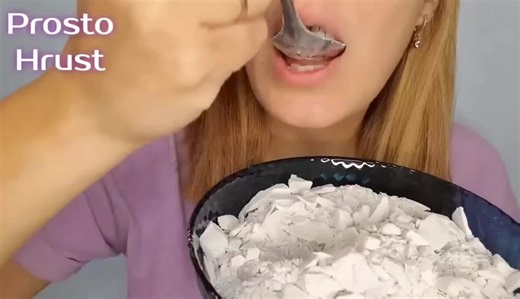 Edible Chalk ASMR Experience: Crunchy Delights