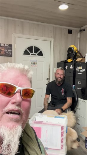 RepoRon & TeamAmy (@lizardlicktowin)’s video of lizard