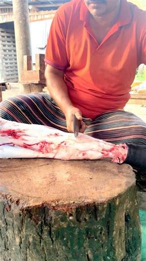 Meat cutting processing scale.