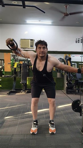 SHOULDER WORKOUT WITH CABLE # FITNESS MOTIVATION # FITNESS LIFESTYLE # STAY STRONG # FIT JOURNEY # 💪
