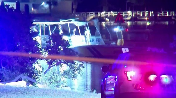 Video shows moment of impact after boat crashes into Florida ferry