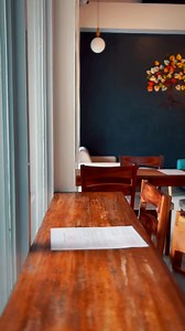 Craving something delicious and unique? 💛 From coffee to freshly baked sourdough breads, edible bread baskets, curated gift boxes, savory and sweet crepes, artisan pizzas, pasta dishes, tarts, and a full bread & pastry buffet — we’ve got it all for you. Sip, bite, and unwind in our cozy space… or take the goodness home! 🛵💛 📍 Located inside Tierra de Milagros, Brgy. Arado, Palo, Leyte ⏰ Open daily, 8:00 AM – 10:00 PM 👩‍🍳 We offer: bread workshops, trainings & bakery consultations 🛵 We deli