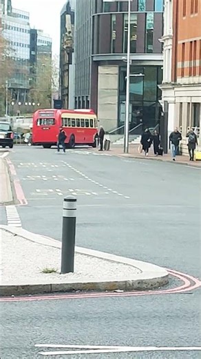 the old 28 reading bus compared to the new buses