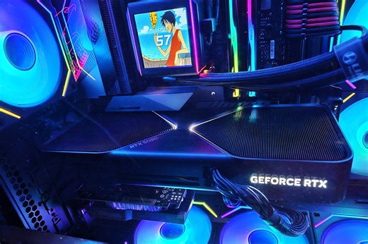 An enthusiast installed NVIDIA RTX 3050 as a PhysX accelerator for RTX 5090 — 157 FPS instead of 28 FPS in Mafia 2