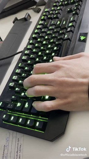 Razer BlackWidow Ultimate Green Switch Sound Demo