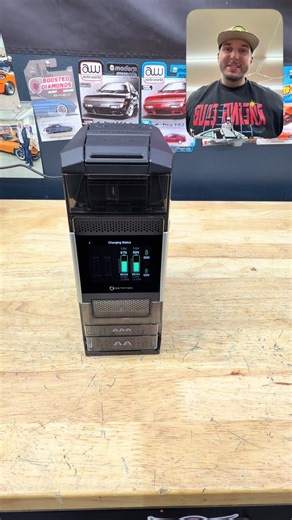 Olight O Station 2: Charge Your AA and AAA Batteries Efficiently