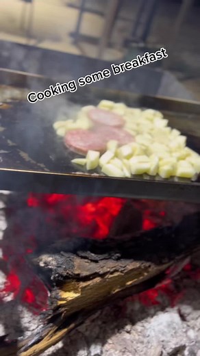 Best Griddle Cooking Over Wood Fire