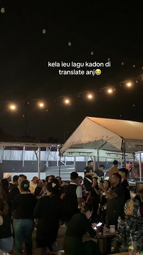 Arti Kata Cadon dalam Lagu Kela Ieu