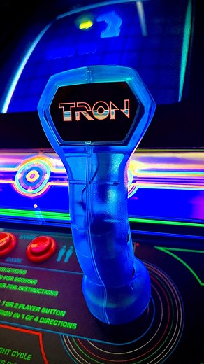 Till Paris on Instagram: "Did you play the TRON arcade game? The 1982 arcade game Tron featured the thrilling Light Cycle battles where players raced glowing bikes creating walls to trap their opponents. 🕹 ================================== Follow @BrokenArcade for more content like this🔥🔥 👾 👉 I go LIVE every Saturday at 7pm PST on YouTube ================================== 🕹"