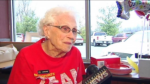 94-year-old woman celebrates 44 years working at McDonald's