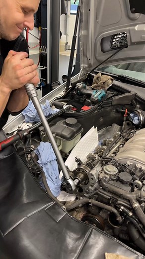 790K views · 16K reactions | Camshaft Replacement on a 6.2L AMG Black Series by SternProfis Bickenbach | Marius RBE | Facebook