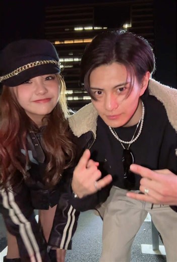 楽しい車の中の会話と特撮の魅力