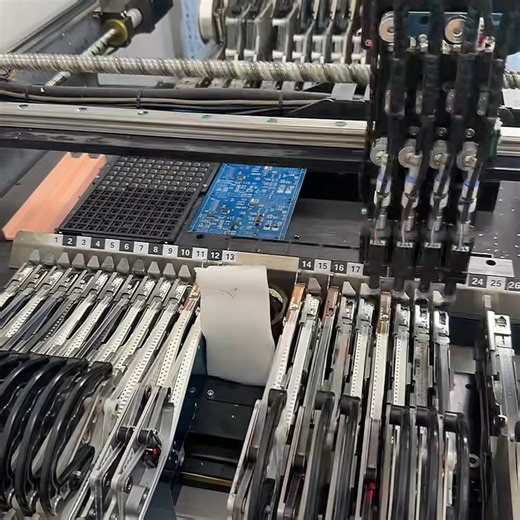 RayPCB on Instagram: "Simple Desk SMT Pick and Place Machine #RayPCB #Machine #smt #pcbassembly #electronicengineer #electronicengineering #electronicassembly #diyprojects #electroncis #hardwareengineering #engineers #engineering #pcbdesgin #pcblayout"