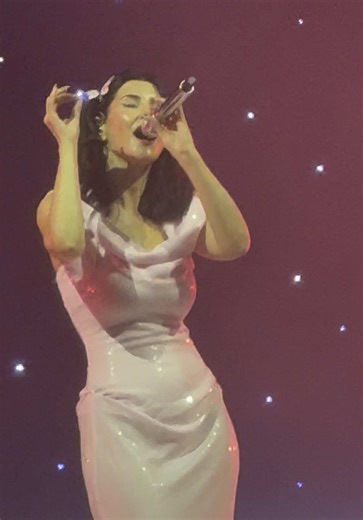 Rollercoaster 🎀✨ 20260311 @MARINA Pepsi Center, Mexico City #marina #marinaandthediamonds #princessofpower