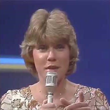 Anne Murray and Barbara Mandrell - Break My Mind