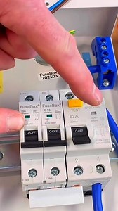 266K views · 2.8K reactions | Tips for Connecting PVC Singels in a Fusebox #Electricaltrainingvideos #connections #ukelectrician #apprenticeelectrician #bs7671 #electricaltraining #electricaltrainingvideos #sparkylife #wiring #electricalapprentice #cable #GSHElectrical #electricalwork #sparks #electrician #electricalinstallation #electrical #apprentice #electricalwiring #apprenticeship #lighting #consumerunit #cables #fusebox | GSH Electrical Training | Facebook