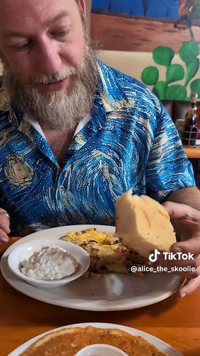 Discover the 101 Omelettes at Coffee Pot Restaurant