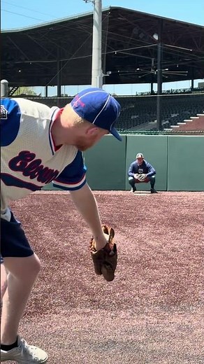 How to throw a knuckleball with professional Old Knuckles Polydoroff