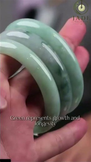 Why Do People Believe Jade Bangles Bring Protection? 💚#jade #jadeite #chineseculture