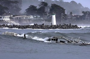 Mega California Surf Destroys Iconic Santa Cruz Pier - BeachGrit