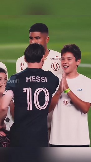Fans' Emotional Reactions to Meeting Messi