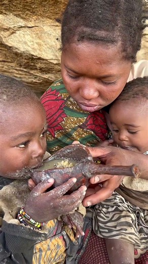 The daily life and diet of the Hazarbi tribe #africa