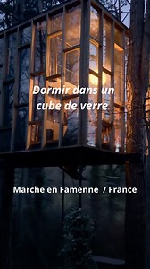 Ici, on est à 40 minutes de la frontière Française et, pour un week-end qui mêle parfaitement insolite, romantisme et cinéma nature, le déplacement n’est qu’un détail dans l’équation. La cabane s’isole complètement grâce à son escalier rétractable, le choix des dîners est généreux et le petit-déjeuner excellent. Je ne peux pas vous donner mon ressenti pour un séjour en été car je n’y étais pas à cette période, mais pour l’hiver c’est idéal. Il y a une cuisine, une douche et des toilettes (et mêm