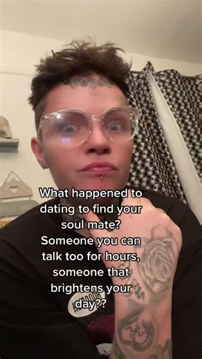 Exploring Modern Dating Trends and Social Media Love