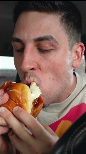 KFC NEW Ultimate BBQ Fried Chicken Sandwich Review! 🍗